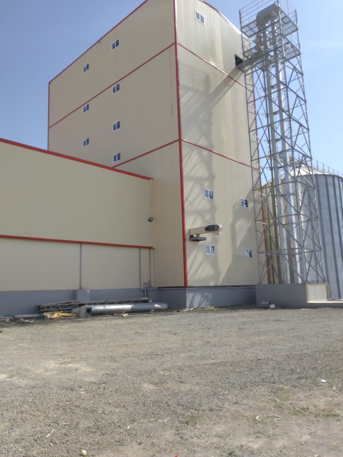 Feed Mill 20 Tons per hour+ Storage Silos 6000 Tons